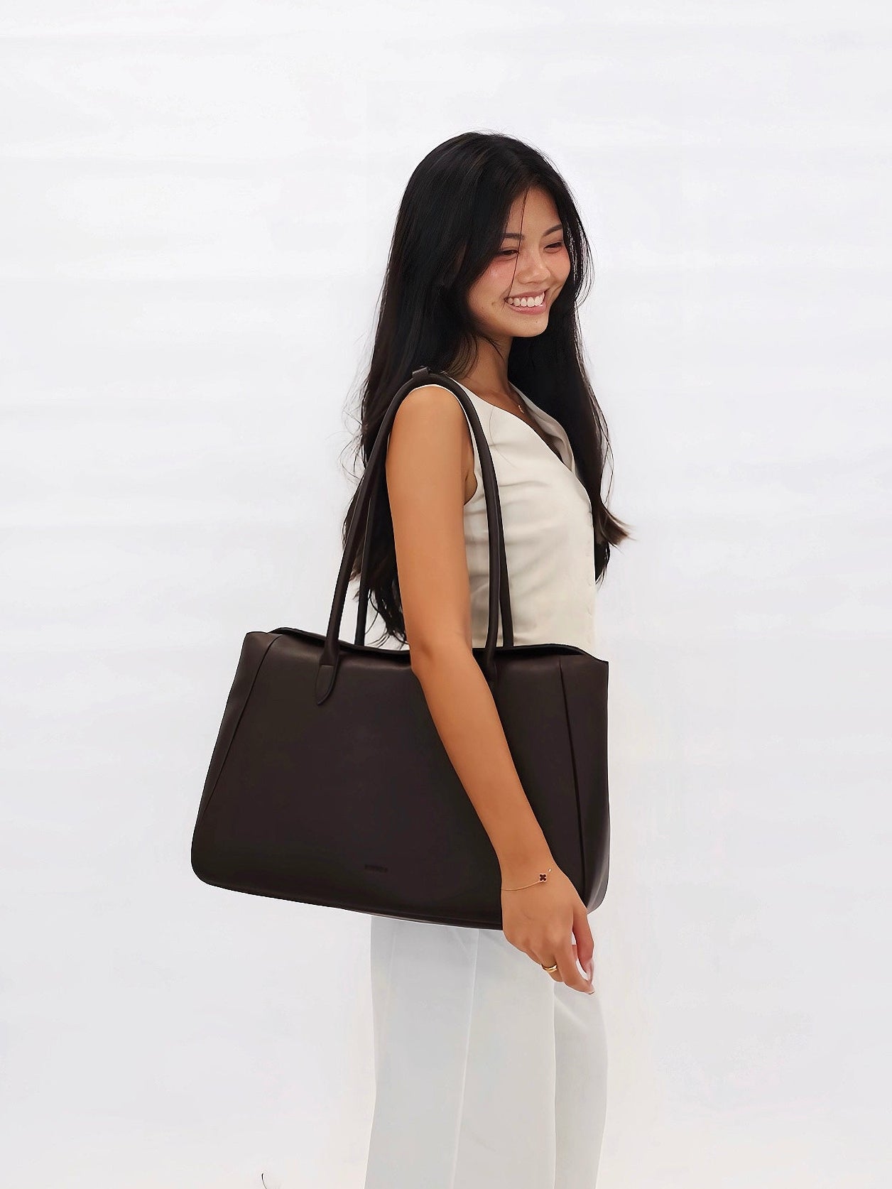 SIORA TOTE (BROWN)